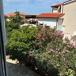 Ferienhaus Sea Garden House Mandre